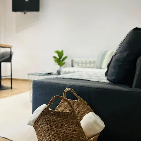 Statha's アパート *